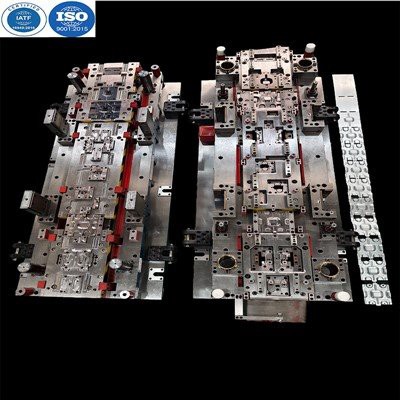 ترقی پسند شیٹ میٹل مر جاتا ہے